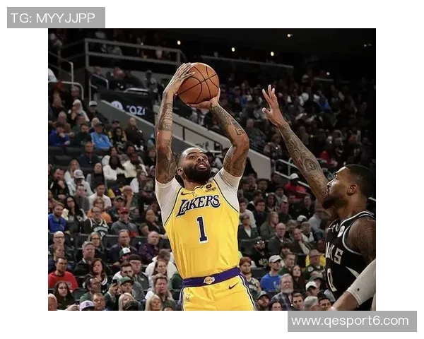 字母哥高效表现21分6篮板5助攻2抢断2盖帽关键时刻锁定胜局击败老詹