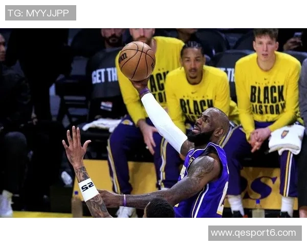 帕金斯强调湖人需詹姆斯提升防守能力他的球商极为出色 帕金斯强调湖人需詹姆斯提升防守能力他的球商极为出色