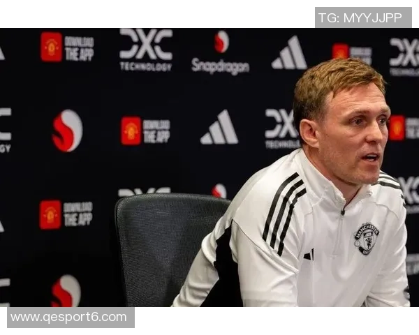 曼联计划让弗莱彻临时执教数场后再任命新主帅至赛季结束 曼联计划让弗莱彻临时执教数场后再任命新主帅至赛季结束